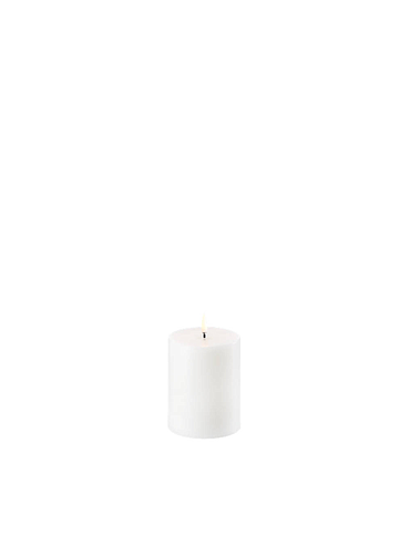 Uyuni - LED pillar candle - Nordic white